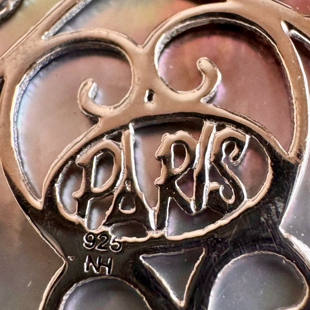 Gems En Vogue Michael Valitutti Heart-Shaped Paris Pendant Bridge of Locks - Picture 9 of 13